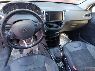 Despiece Peugeot 2008 2016 1.2 Puretech 110cv