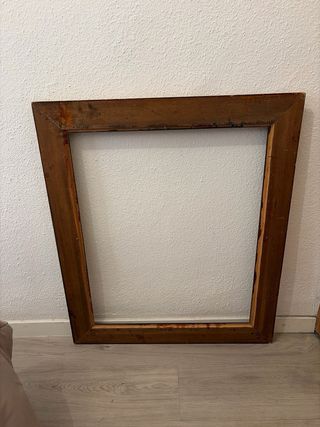 Marco de madera dorado vintage