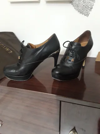 Botines Adolfo Dominguez Talla 38 Negros