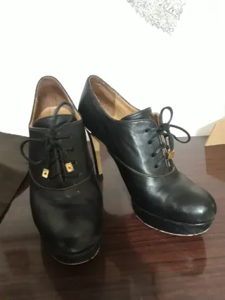 Botines Adolfo Dominguez Talla 38 Negros