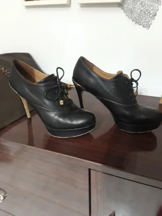 Botines Adolfo Dominguez Talla 38 Negros