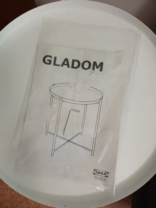 Mesa auxiliar bandeja IKEA Gladom blanca