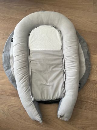 Alfombra actividades y nido bebé