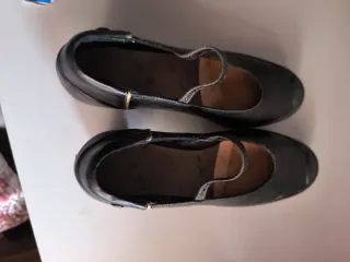 Zapatos negros Camper N 39