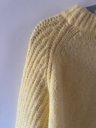 Jersey Zara Punto Amarillo Talla M