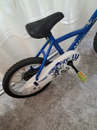Bicicleta infantil azul Btwin