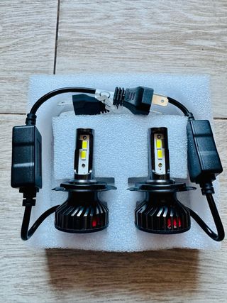 NUEVO! Pack 2 Luces LED coche/moto H4 6000k nuevos