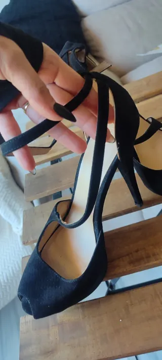 Zapatos de tacón negros