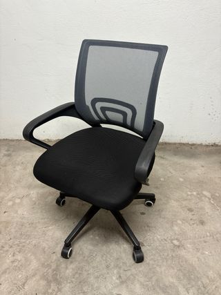 Silla de estudio ergonómica negra