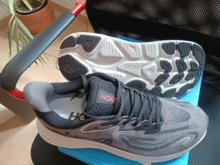 Zapatillas Hoka Talla 44 Nuevas. Solo Gran Canaria