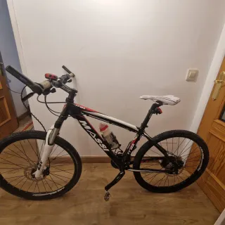 Bicicleta de montaña Trax