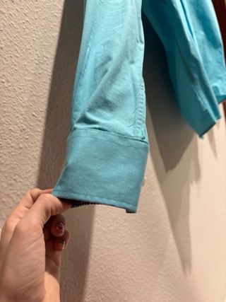 Camisa de hombre azul