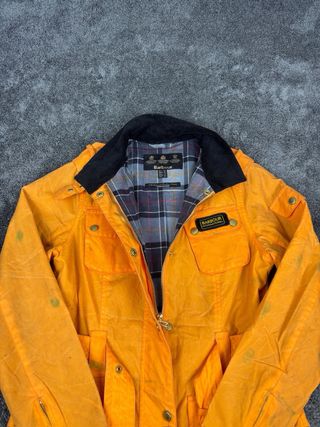 Chaqueta Barbour Naranja Size 12 UK