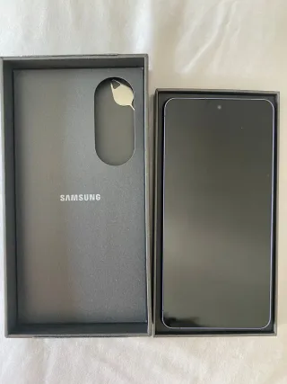 Samsung Galaxy S26+ 256GB Morado  Acepto cambios