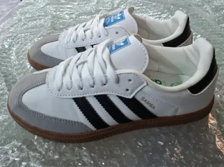 Zapatillas Adidas Samba Talla 38 una sola puesta