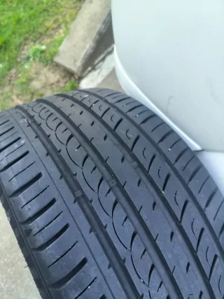 Neumático Radar 235/35 R19