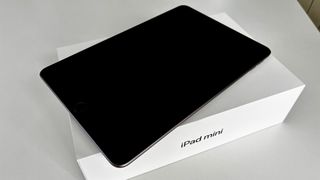 iPad mini 5ª Gen 64GB Plata