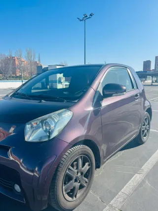Toyota iQ 2010