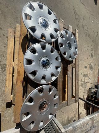 Tapacubos VW Caddy, Golf, etc. (4 unidades)