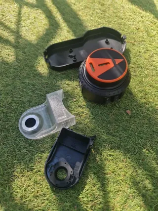 Nivel láser con fijación por aspiración