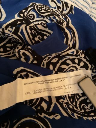 Pantalones anchos estampados azules