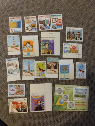 Francobolli cubani.