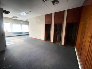 Local comercial en alquiler en Centro en Vitoria-Gasteiz