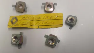 Tuerca enjaulada Renault 770304406