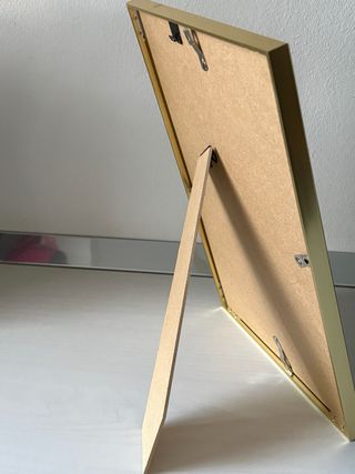 Disegno Nezuko Kamado con cornice dorata