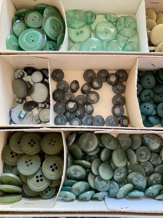 Lotto bottoni vintage verdi e marron nuovi