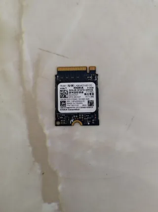 SSD M.2 NVMe Kioxia 512GB