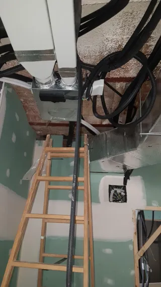 INSTALADOR AIRE Y CALDERAS