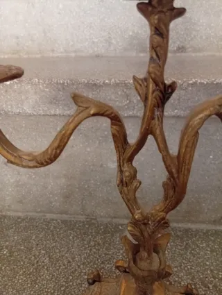 Candelabro in bronzo a 3 bracci del XIX secolo