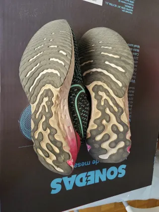 Nike React Flyknit 40.5 Negro/Verde Azulado