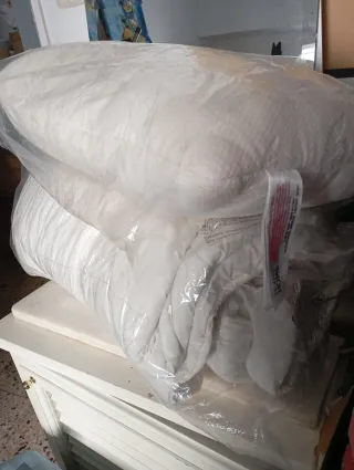 Manta Nórdica Grande + Almohada Regalo