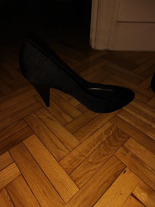 Zapatos de tacón Zara negros talla 37