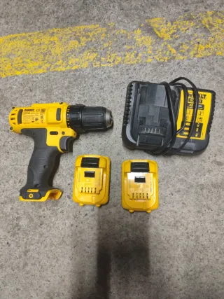 Taladro Dewalt DCD710 10.8V