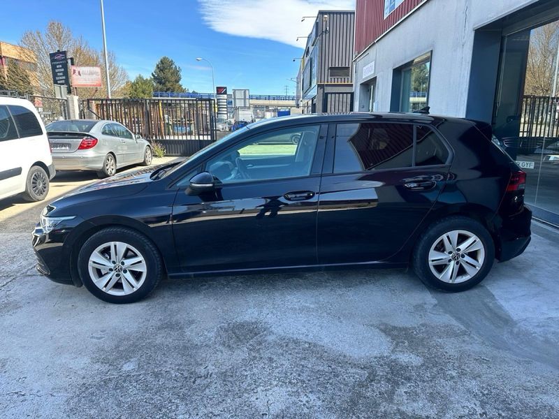 Volkswagen Golf 2021, foto 2