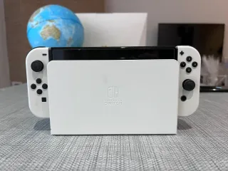 Nintendo Switch OLED + Accesorios