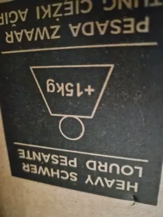 Mesa de centro de cristal y madera