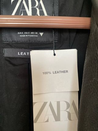 Chaqueta de Piel Zara Negra
