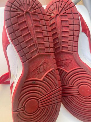 Nike Dunk Low Roja y Blanca