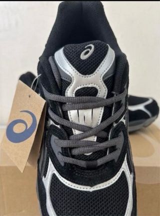 Asics Gel-NYC Negro/Gris