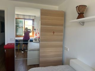 Armario modular madera y blanco