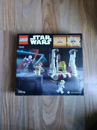 LEGO Star Wars 75432 V-19 Torrent Starfighter