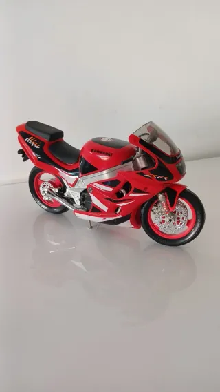 2 Mini Motos Deportivas Kawasaki Colección