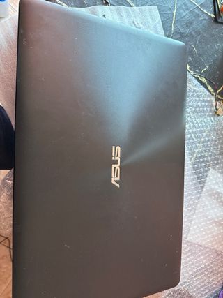 Asus R751L para piezas o reparación