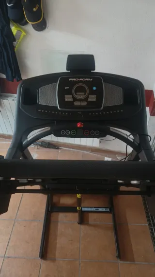 Cinta de Correr Pro-Form 400i Fit. Casi sin uso.