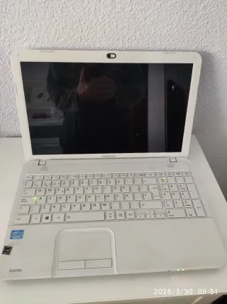 Toshiba Satellite C855-2DR