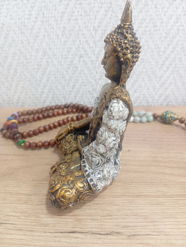 Buda Tailandés  Mudra Dorado y Blanco 14cm